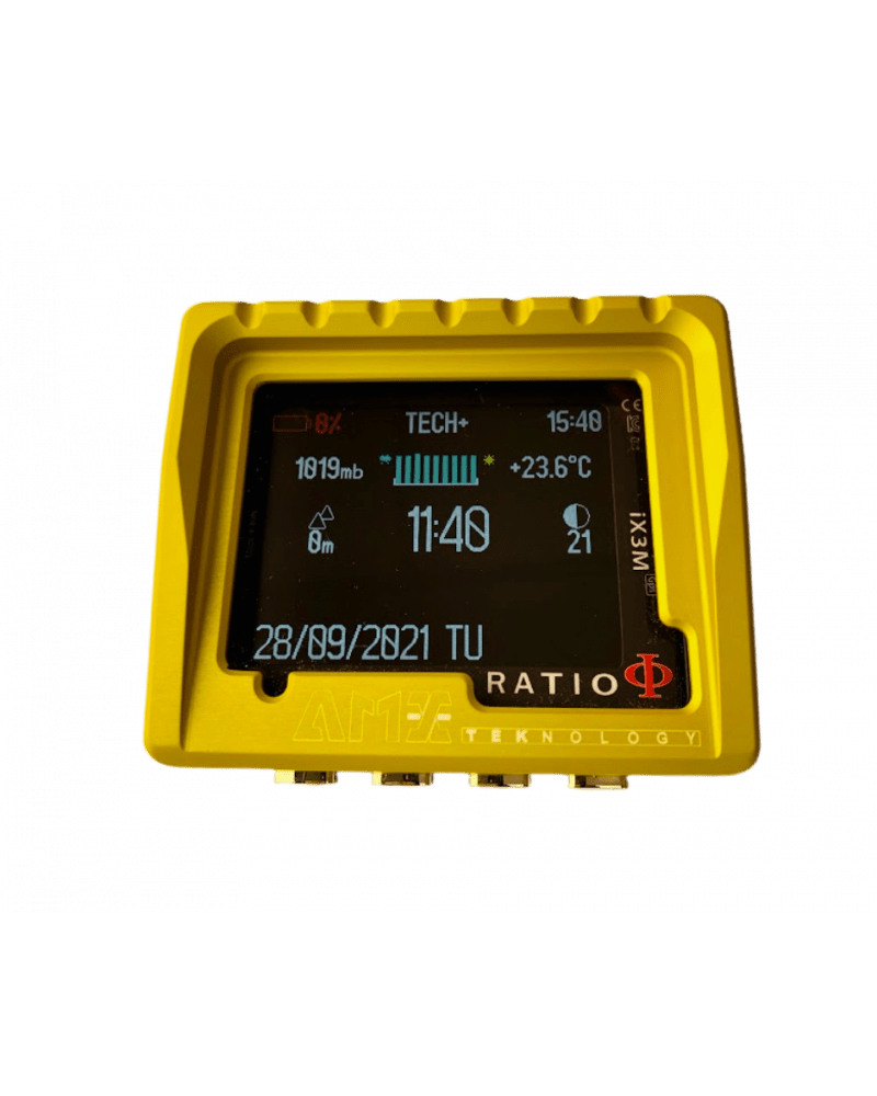 Ratio dive computer showing data
