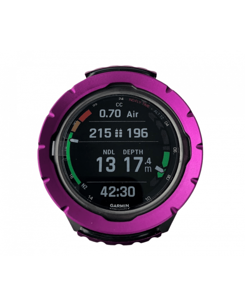 Garmin dive computer showing depth and time