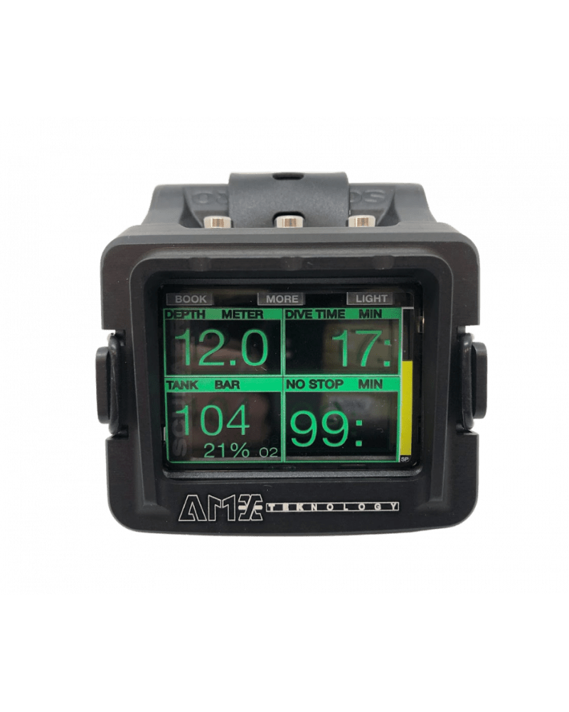 Dive computer display showing depth, tank pressure, and dive time.