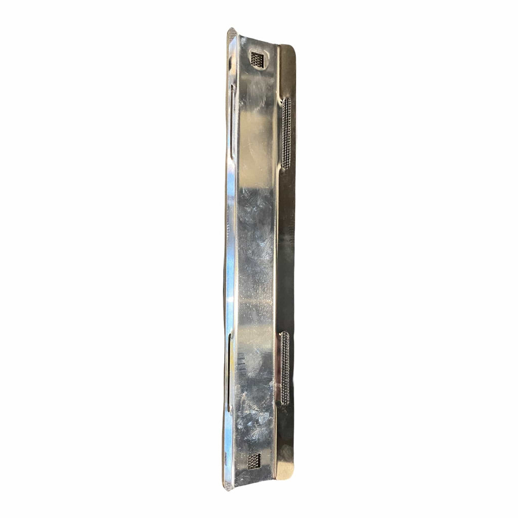 Unknown part, chrome trim with vents