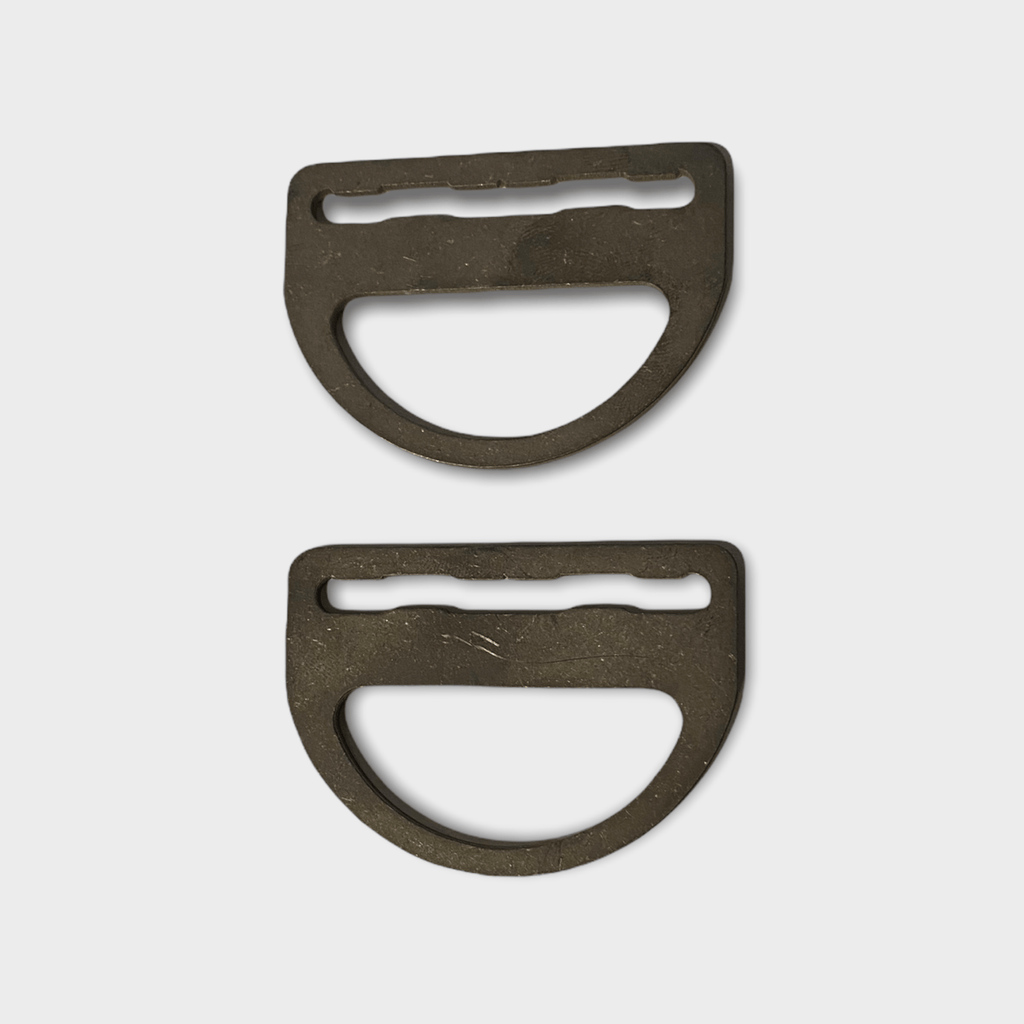 Two metal D-rings
